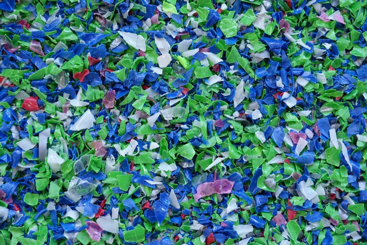 Qarışıq Rənglər rPET flakes close-up